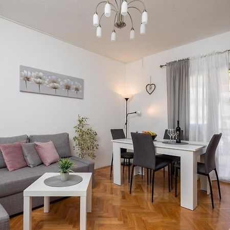 דוגי ראט Apartment Beba מראה חיצוני תמונה