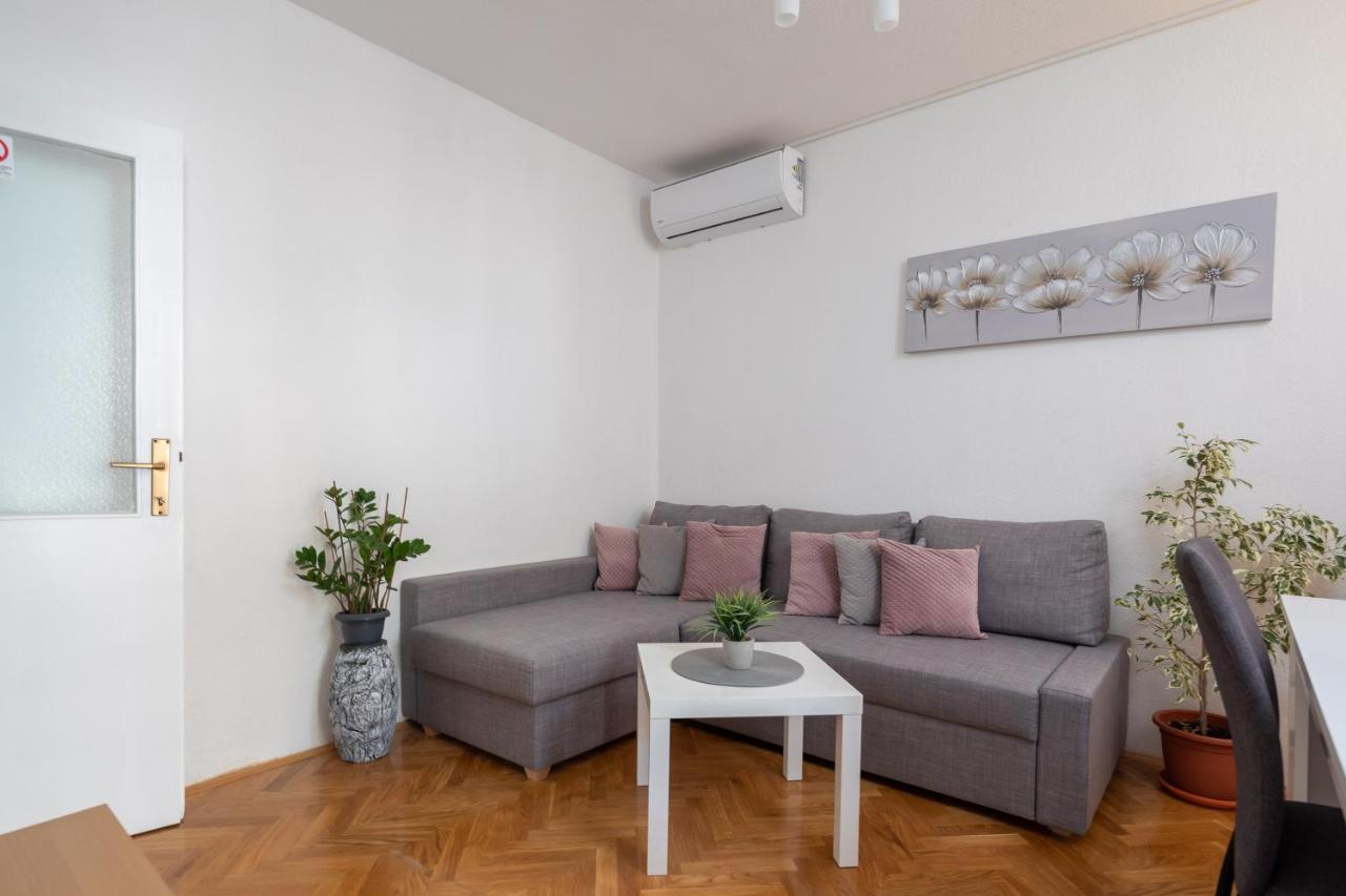 דוגי ראט Apartment Beba מראה חיצוני תמונה